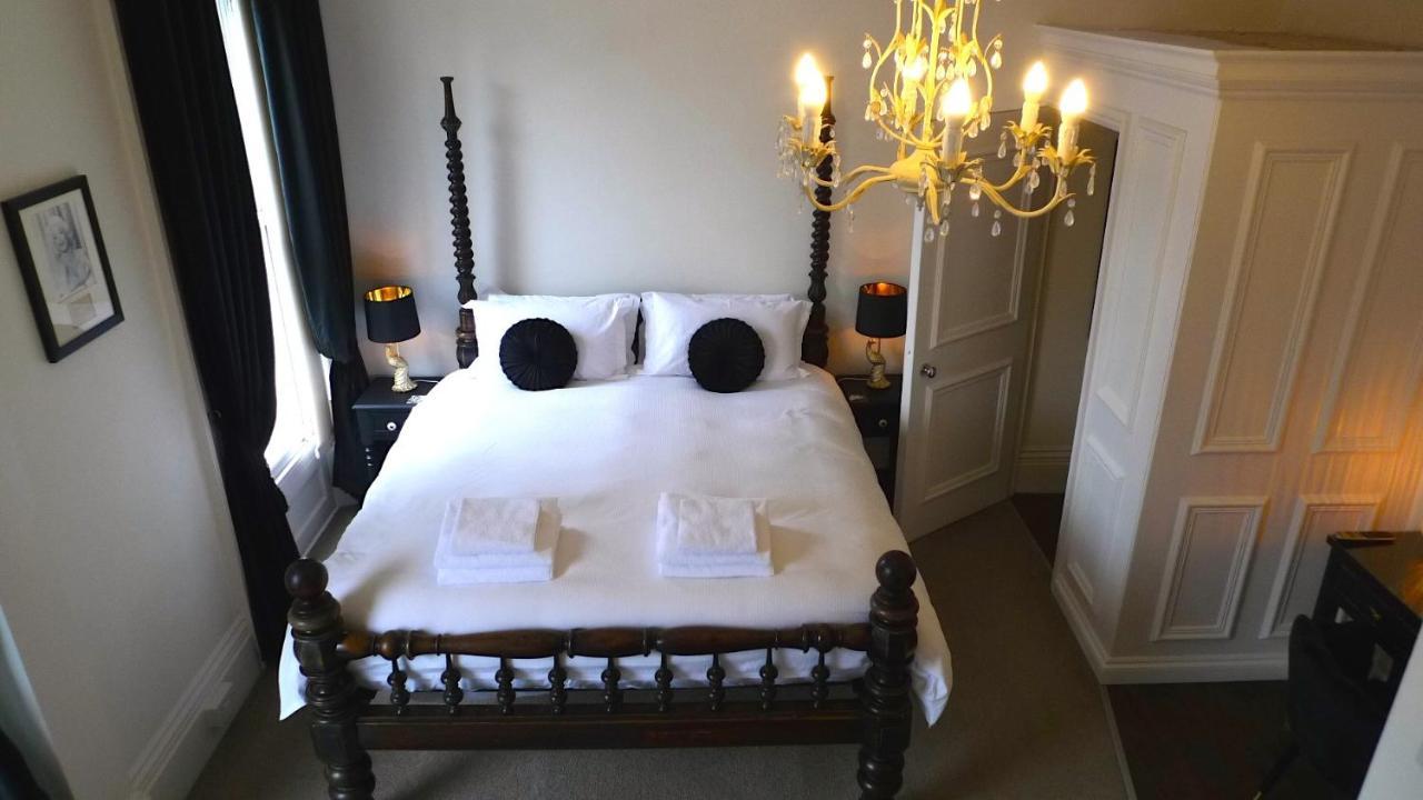 High Tor Guest House Уитби Экстерьер фото