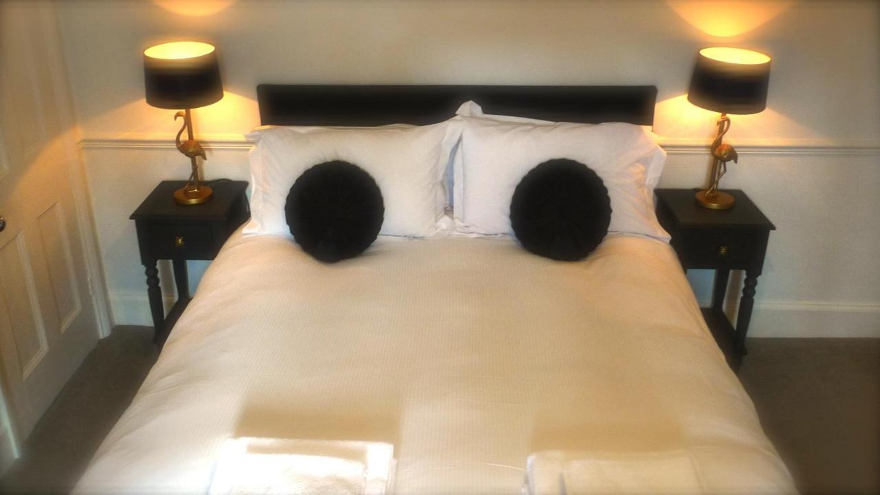 High Tor Guest House Уитби Экстерьер фото