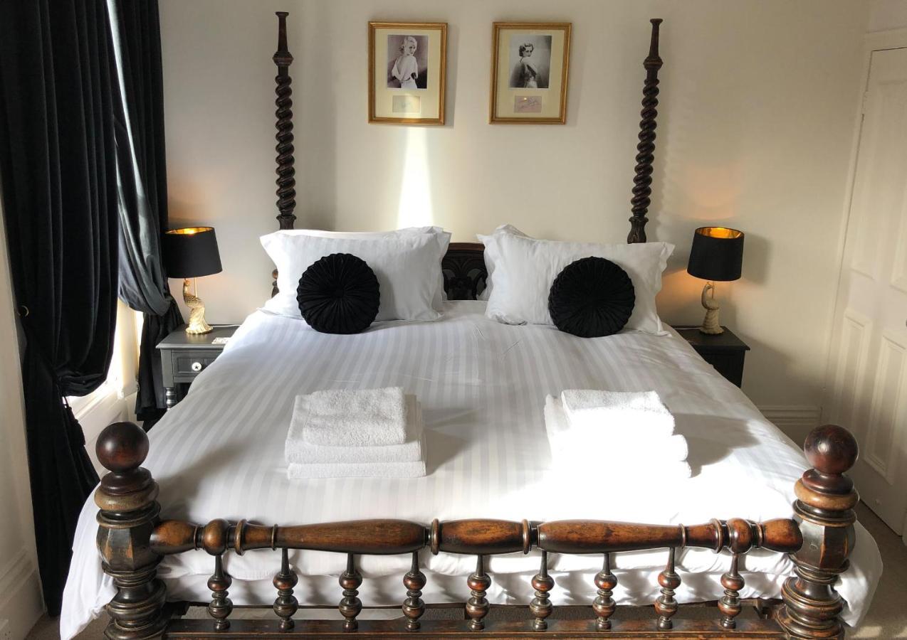 High Tor Guest House Уитби Экстерьер фото