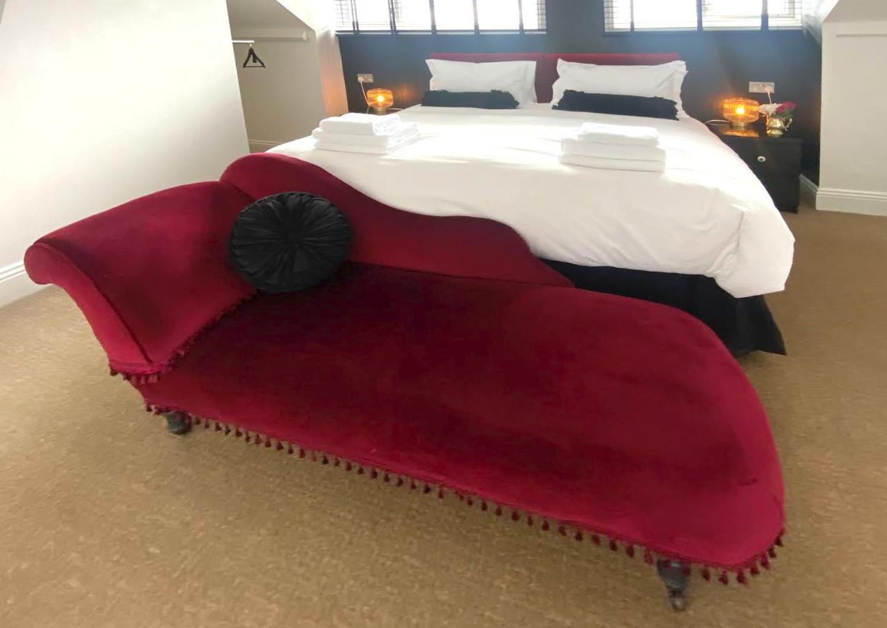 High Tor Guest House Уитби Экстерьер фото