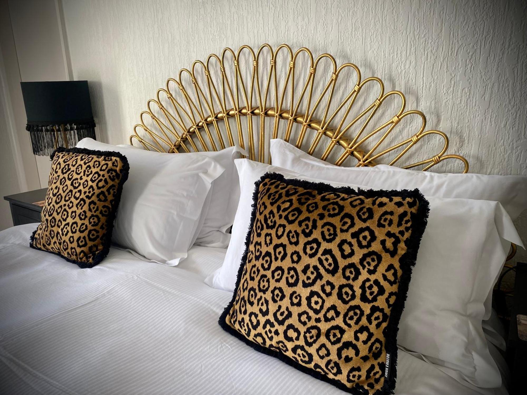 High Tor Guest House Уитби Экстерьер фото